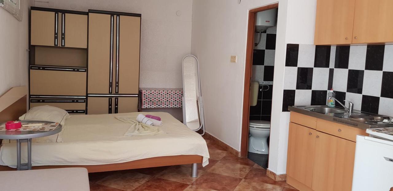 Appartamento App Borna Crikvenica Esterno foto