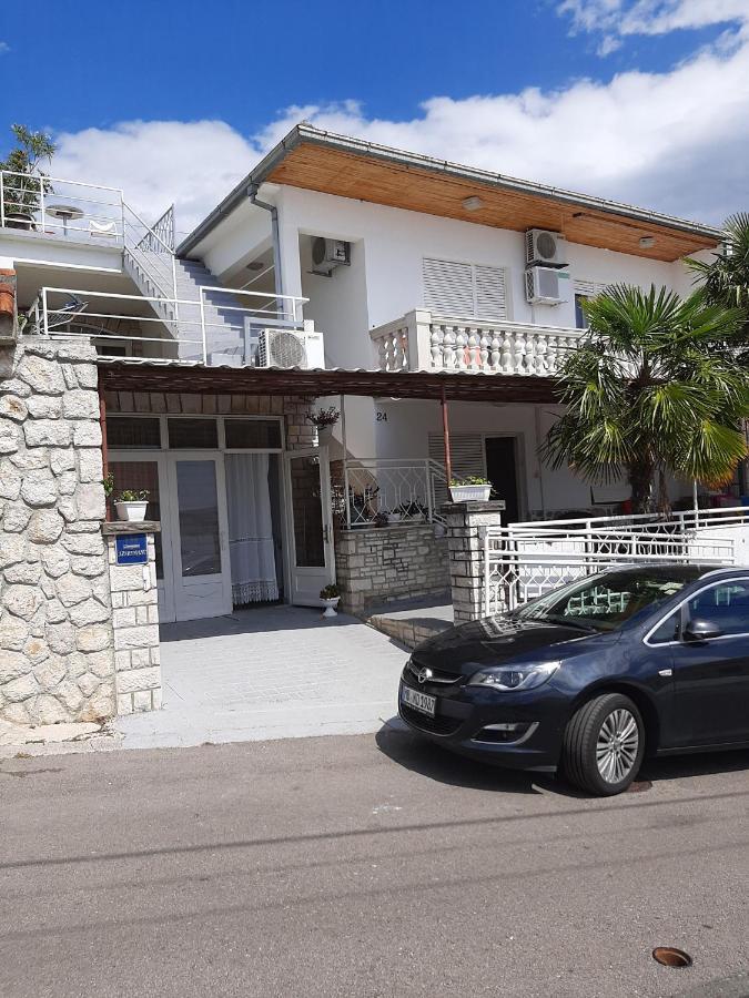 Appartamento App Borna Crikvenica Esterno foto
